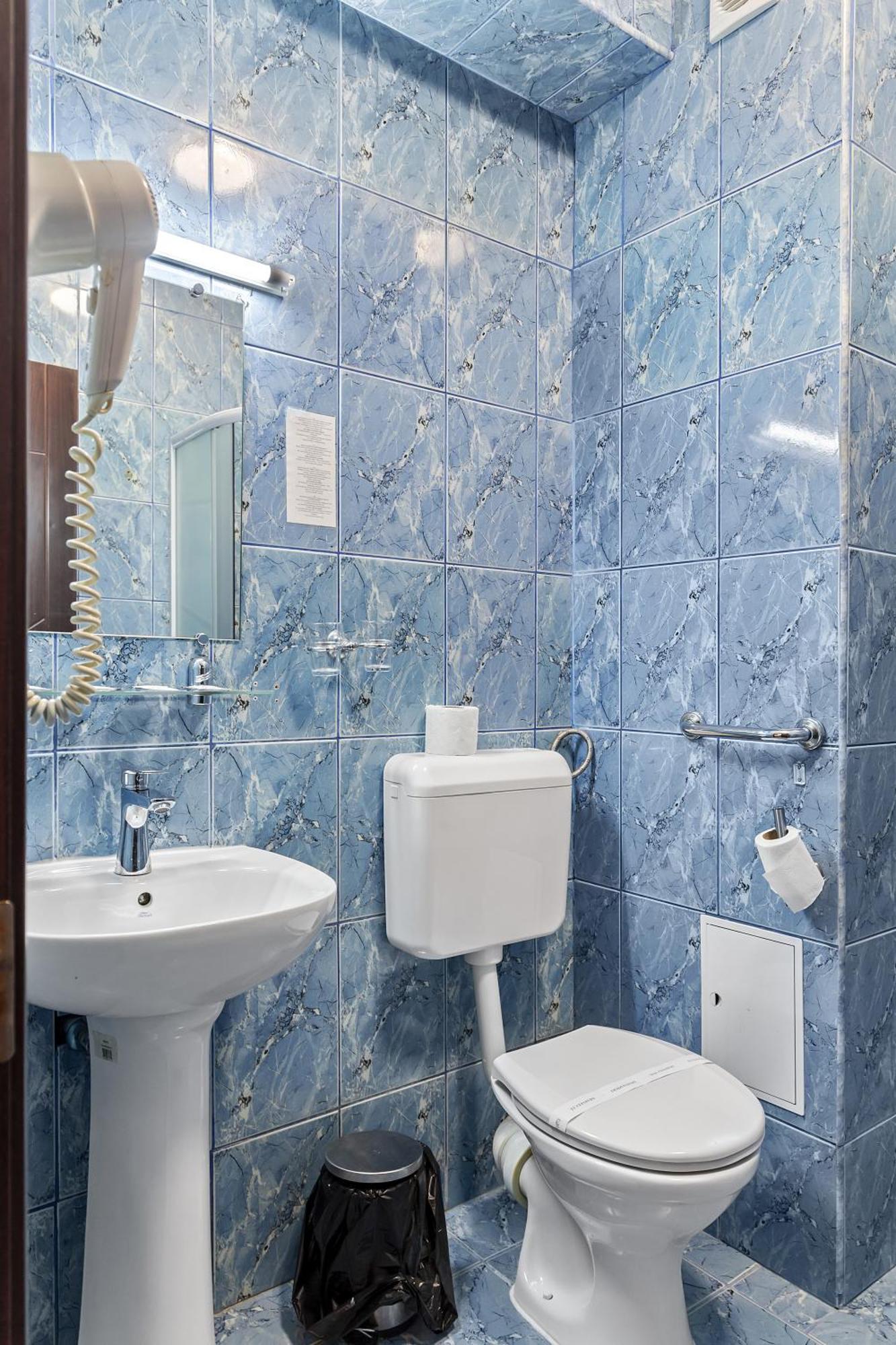 Lina Hotel 3*